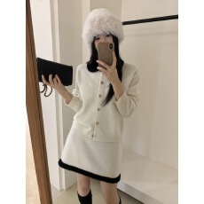 批发<b class='q'>娃娃</b>领气质小香风长袖羊毛外套+短<b class='q'>裙</b>撞色秋冬两件套毛衣冬