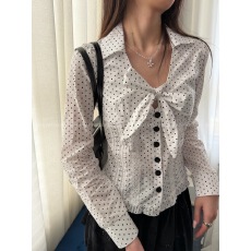 批发<b class='q'>波点</b>甜梦系带<b class='q'>衬衫</b> 法式收腰压褶<b class='q'>波点</b>衫 纯欲风蝴蝶结绑带长袖上衣