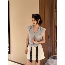 批发夏季新款时尚百搭设计显瘦撞色polo领上衣