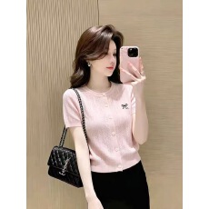 批发设计感蝴蝶结刺绣<b class='q'>针织</b><b class='q'>开衫</b>女夏季温柔风显白粉色宽松显瘦<b class='q'>大码</b>上衣
