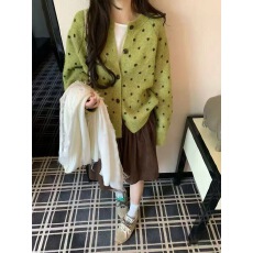 批发绿色软糯圆领波点针织开衫毛衣加厚<b class='q'>外套</b>秋季新款<b class='q'>长袖</b>外搭上衣女装