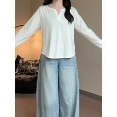 批发<b class='q'>大码</b>纯棉设计感V领正肩内搭长袖t恤女秋季胖mm显瘦简约百搭上衣