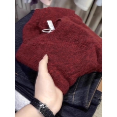 批发<b class='q'>大码</b>红色圆领<b class='q'>长袖</b>针织衫女2025秋冬新款胖MM韩系减龄百搭显瘦毛衣