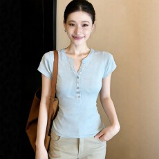 批发大码韩系简约气质V领针织短袖T恤女夏季<b class='q'>胖</b>mm<b class='q'>遮</b>肚显瘦独特漂亮上衣