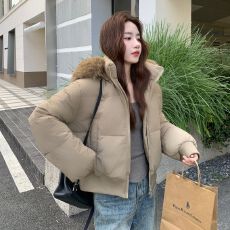 批发实拍# 芬兰雪境女冬季大毛领连帽收腰加厚羽绒棉服棉衣外套款