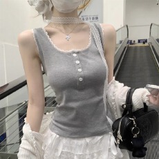 批发方领蕾丝边纽扣背心女夏季2026纯欲bm修身内搭打底上衣遮副乳吊带