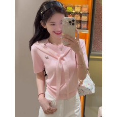 批发韩系黄色刺绣短袖正肩t恤女<b class='q'>夏</b>季设计感独特别致短款修身小众上衣