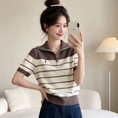批发2026年夏季新款设计感甜美时尚翻领半拉链立领刺绣撞色套头短袖