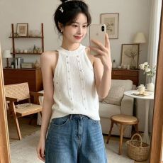 批发极简风时髦挂脖麻花肌理针织背心女夏季新款时尚减龄无袖外穿上衣