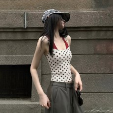 批发韩系性感波点撞色假两件吊带上衣女2026夏新款氛围感收腰显瘦上衣