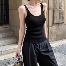 批发针织吊带小背心2026春夏季新款<b class='q'>女</b>士西装内搭方领外穿无袖打底上衣