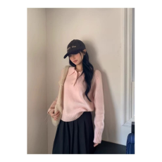 批发温柔休闲风polo领毛衣女<b class='q'>春</b>季新款粉色通勤软糯宽松慵懒风针织上衣