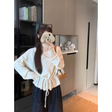 批发miu系设计感白色镂空针织开衫上衣女<b class='q'>春</b>季慵懒风抽绳收腰长袖外套