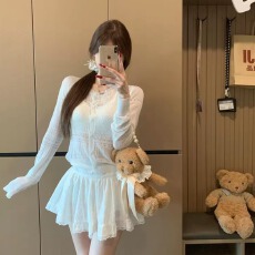批发白色微透外搭镂空针织开衫女夏季新款修身薄款简约罩衫<b class='q'>短外套</b>上衣