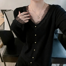 批发miu系奶fufu<b class='q'>蕾丝</b>拼接v领<b class='q'>打底衫</b>女春秋纯欲内搭毛衣软糯针织衫上衣