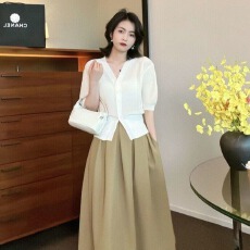 批发黑色薄款洋气针织开衫女2026夏装mm宽松V领<b class='q'>外套</b>短袖<b class='q'>T</b><b class='q'>恤</b>上衣