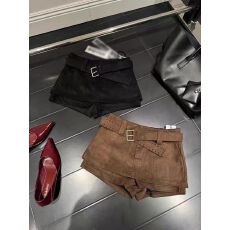 批发2025年早秋<b class='q'>新款</b>时尚百搭显瘦高腰鹿皮绒防走光休闲裙裤短裤子女