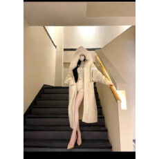 批发高级感毛领连帽大毛衣外套女<b class='q'>秋</b>冬新款韩系慵懒风麻花针织长款开衫