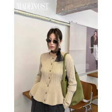 批发MADEINOST千金感<b class='q'>裙摆</b>羊毛针织开衫冬季收腰显瘦百搭打底<b class='q'>上衣</b>女潮