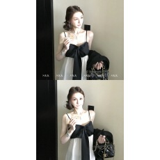 批发Skk Store jennie山茶香氛 小香<b class='q'>真丝</b>桑蚕丝撞色拼接蝴蝶结吊带女