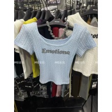 批发MG麦购2026春新款韩版气质字母印花<b class='q'>短袖</b>针织衫女修身麻花短款上衣