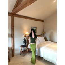 批发法式绿色开叉长款<b class='q'>半身</b>裙女夏季巨好看高级感气质高腰显瘦<b class='q'>包臀</b>裙子