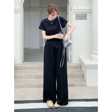 批发黑色设计感显瘦套<b class='q'>装</b>女2026夏季<b class='q'>新款</b>韩系简约短袖高腰阔腿<b class='q'>裤</b><b class='q'>两件套</b>