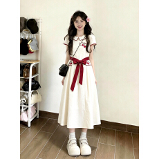 批发少女<b class='q'>甜美</b>风撞色刺绣连衣裙2026夏装新款初高中学生系带收腰中长裙