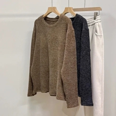 批发【适合品质店铺】原版实价毛绒纯色打底衫宽松内搭t恤上衣