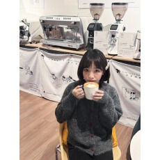 批发原版原色，直播品质/<b class='q'>兔毛</b>针织<b class='q'>毛衣</b>开衫爱心纽扣猫猫刺绣重磅加厚