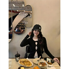 批发原版1:1,直播品质款/韩系假两件镂空<b class='q'>蕾丝</b><b class='q'>t</b><b class='q'>恤</b>修身内搭打底衫上衣