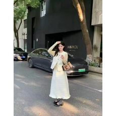 批发实拍2026秋新款韩系温柔风小个子<b class='q'>无袖</b>背心➕打底半身裙三件套