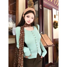 批发波点丝巾绿色韩系圆领针织<b class='q'>开衫</b>女春季修身收腰长袖上衣