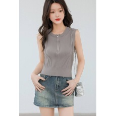 批发2026年春夏季新款韩版时尚圆领半拉链设计<b class='q'>包</b><b class='q'>芯</b>纱针织显瘦背心上衣