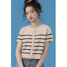 韩系白色费尔岛冰丝针织短袖T恤女夏季2026超火减龄正肩短款上衣