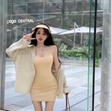 批发女装纯欲风吊带连衣裙2026年新款女夏季收腰显瘦包臀短<b class='q'>裙子</b>