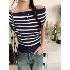 批发已到货 一字肩针织<b class='q'>打底衫</b>背心女夏2026新款温柔撞色条纹气质上衣