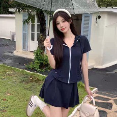 批发已到货 休闲<b class='q'>运动</b>套装女夏连帽短袖t恤上衣<b class='q'>气质</b>显瘦A字两件套