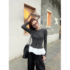 批发已到货 设计辣妹<b class='q'>条纹</b>花边内搭<b class='q'>打底衫</b>女秋季2026新款修身长袖