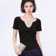 批发已到货 <b class='q'>时尚</b>黑色V领蝴蝶结正肩短袖t恤女夏季修身显瘦上衣