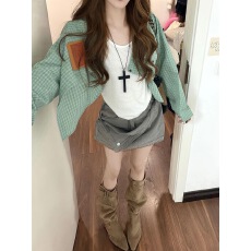 批发春秋新款<b class='q'>韩版</b>格纹短外套女秋季宽松休闲小个子<b class='q'>开衫</b>衬衫设计薄上衣