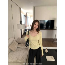 批发慵懒风搭配超火穿搭一整套减龄长袖短款开衫吊带<b class='q'>两件套装</b>女