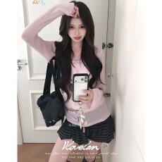 批发韩系复古<b class='q'>婴儿</b>粉人像印花长袖t恤女夏季修身收腰轻薄防晒罩衫上衣