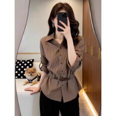 批发御姐风气质高级通勤条纹长袖<b class='q'>衬衫</b>2026春夏新款巨好看休闲上衣女装