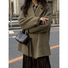 批发橄榄绿双面手缝羊毛大衣女短款<b class='q'>双排扣</b>羊毛外套