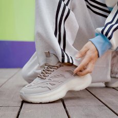 批发男鞋2025秋冬新款老爹鞋厚底防滑透气<b class='q'>时尚</b>休闲青少年<b class='q'>户外</b>运动潮鞋