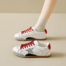 批发2026平底鞋女早春新款韩版ins女学生休闲运动百搭板鞋街拍