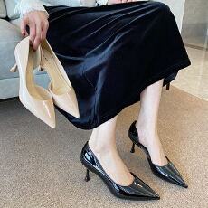 批发法式2026春季新款<b class='q'>百搭</b>细跟浅口单鞋尖头小众气质女高跟鞋时尚<b class='q'>女鞋</b>