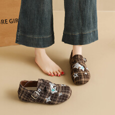 批发2026格纹鞋女春季新款韩版ins女学生休闲运动百搭板鞋街拍