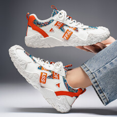 批发2026春夏新款百搭透气休闲鞋皮革青年舒适跑步运动户外阿甘鞋<b class='q'>男鞋</b>